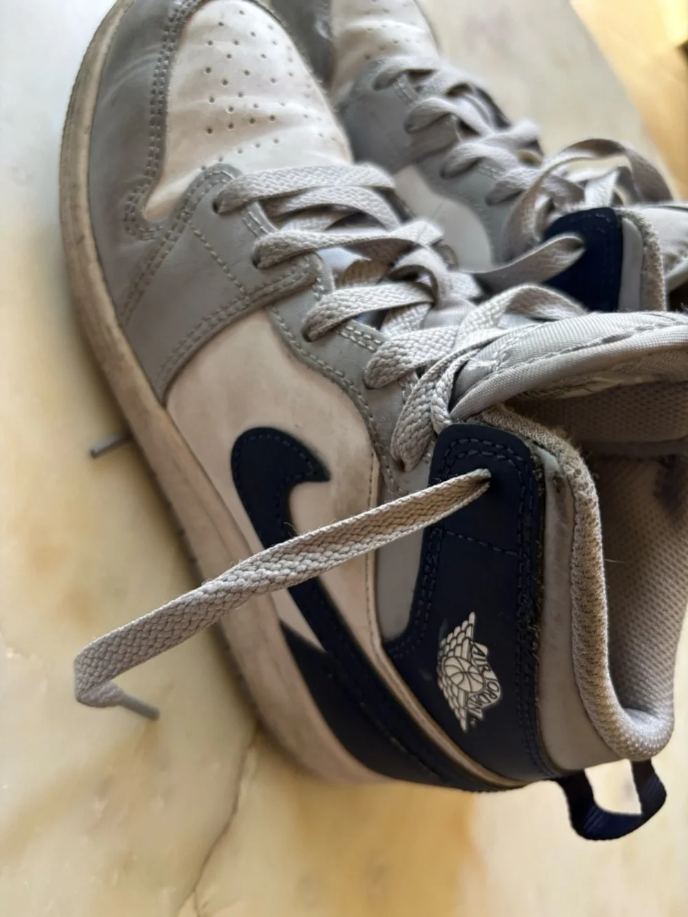 Nike Air Jordan 1 Mid Boys Size 3Y Gray White Navy High Top Sneakers